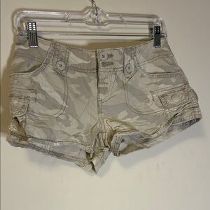 No Boundaries Tan Camouflage Women's Cargo Shorts